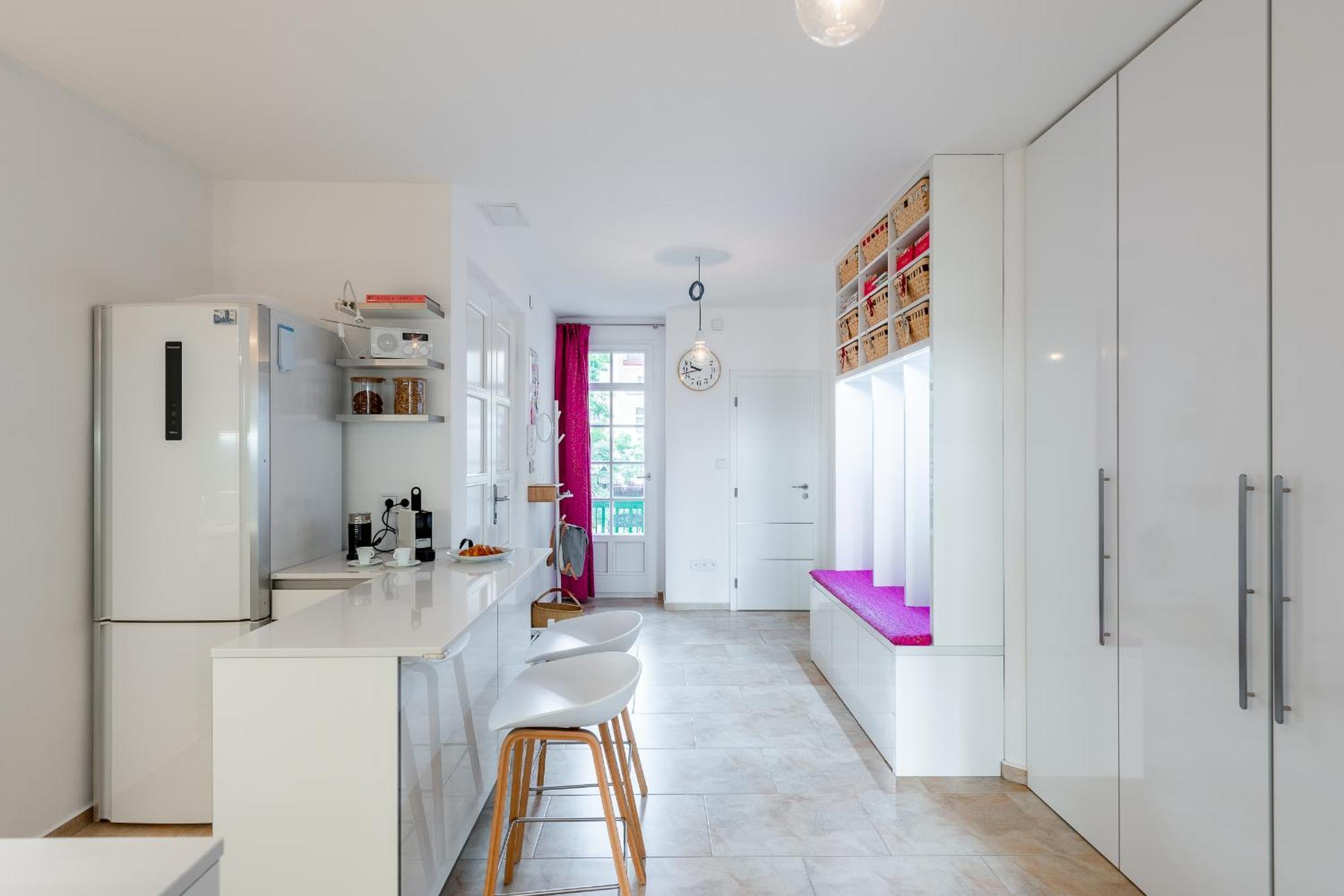 *sunny And Stylish* With Balcony Near Tv Tower Prague